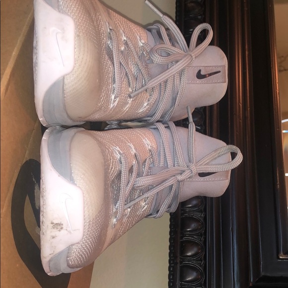 Nike Metcon Flyknit Shoes - Picture 3 of 8